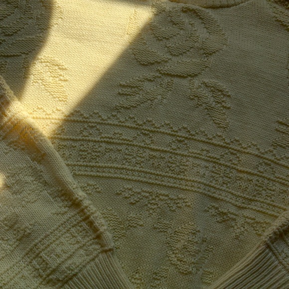 Rose Sweatshirt - Picture 5 of 5